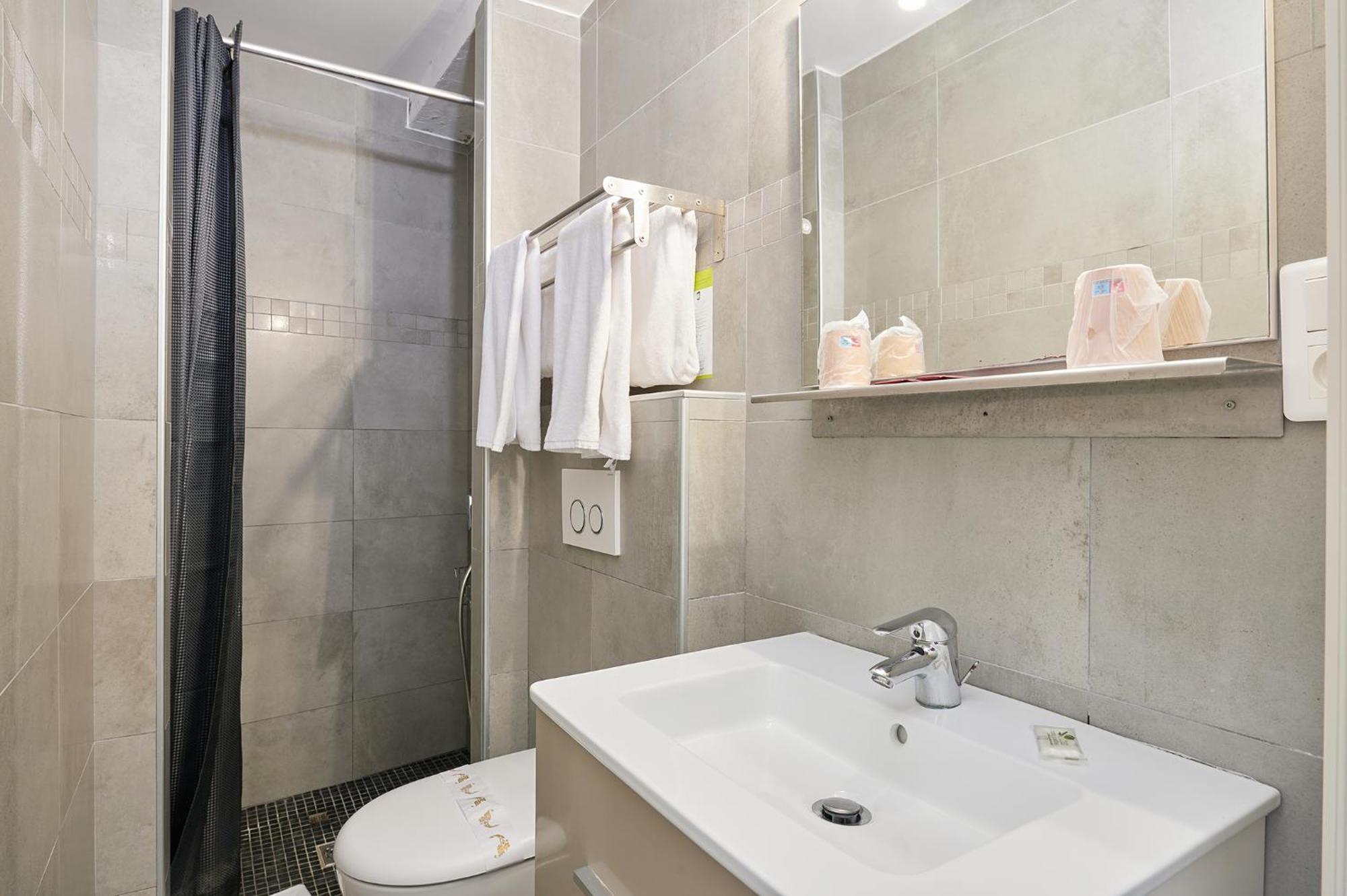 Hotel Triton Колліур Екстер'єр фото